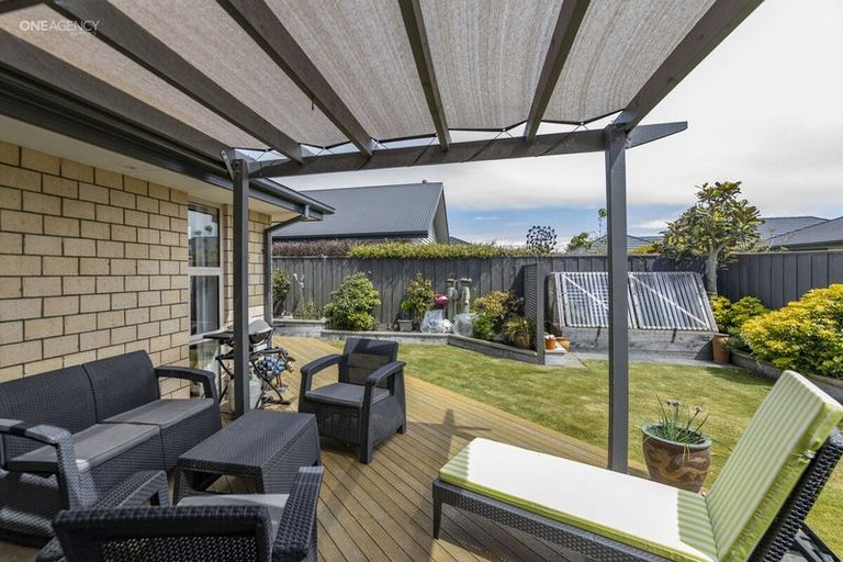 Photo of property in 14 Hakatere Road, Pegasus, 7612