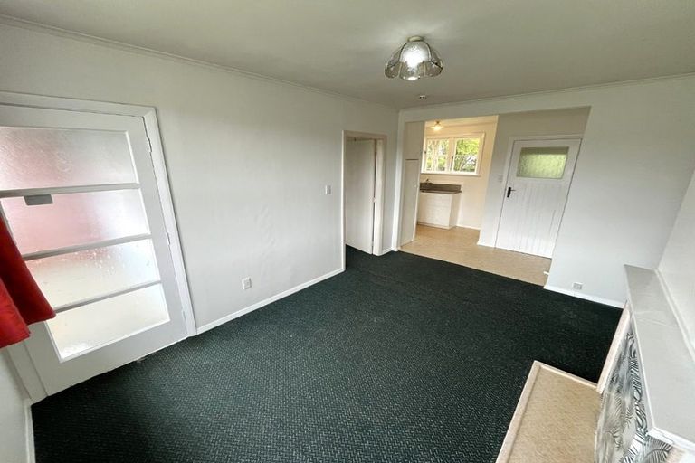 Photo of property in 82-88 Strand Crescent, Naenae, Lower Hutt, 5011