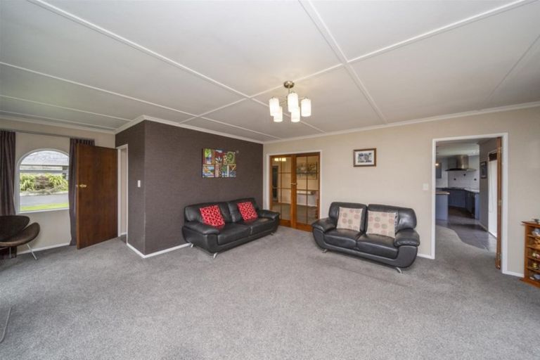 Photo of property in 11 Matai Place, Hawera, 4610