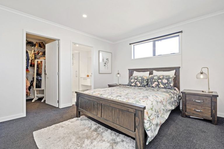 Photo of property in 38 Jarrett Terrace, Leamington, Cambridge, 3432