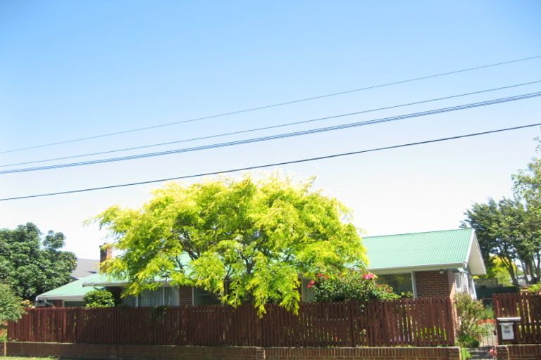 Photo of property in 17 Aylmer Street, Somerfield, Christchurch, 8024