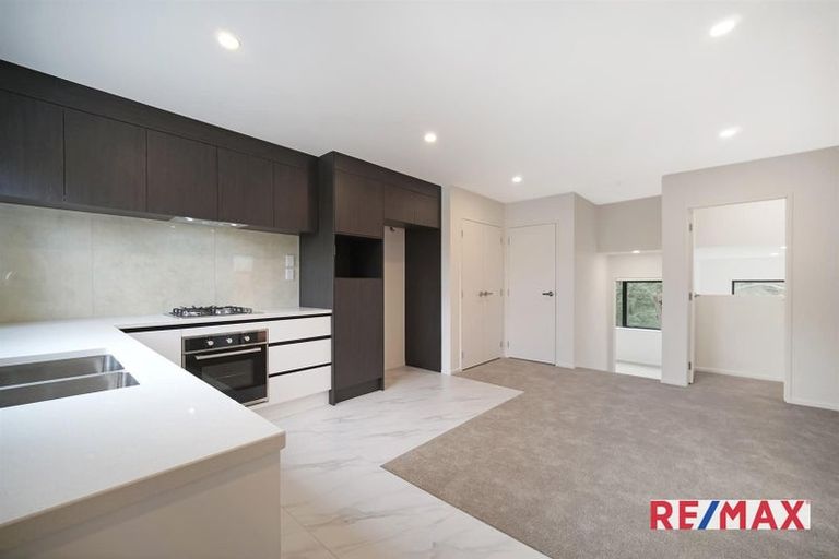 Photo of property in 28b Poruru Close, Papakura, 2110