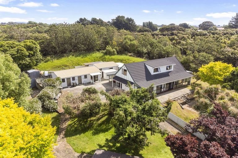 Photo of property in 110 Raumati Road, Raumati Beach, Paraparaumu, 5032
