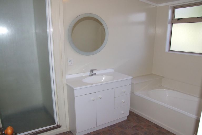 Photo of property in 2/59 Rotokawa Street, Taupo, 3330