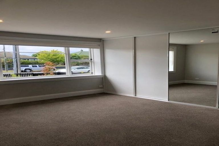Photo of property in 207 Weston Road, St Albans, Christchurch, 8052