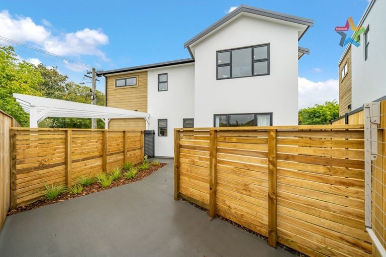 Photo of property in 1/489 Riverside Drive, Fairfield, Lower Hutt, 5011