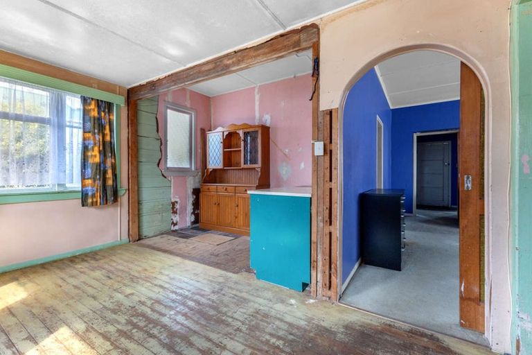 Photo of property in 33 Ngatai Street, Manaia, 4612