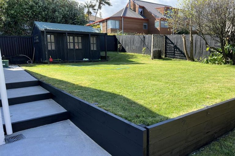 Photo of property in 3/4 Birchfield Road, Hauraki, Auckland, 0622