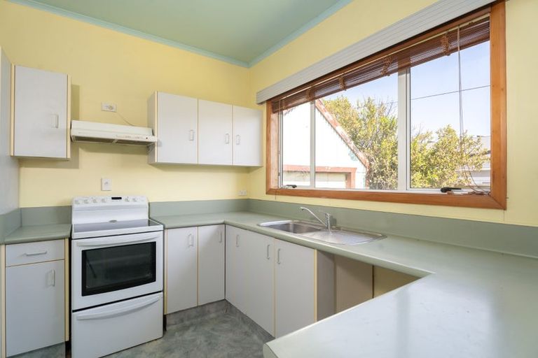 Photo of property in 8 Hindmarsh Street, Johnsonville, Wellington, 6037