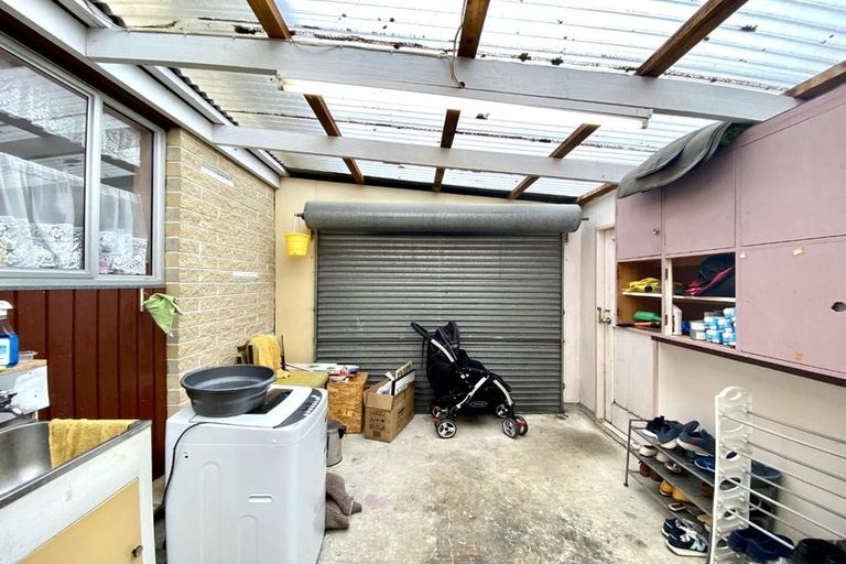 Photo of property in 18f2- Hillside Drive, Maoribank, Upper Hutt, 5018
