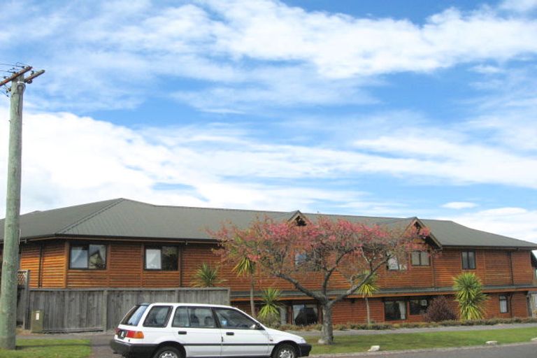 Photo of property in 46 Huia Street, Taupo, 3330