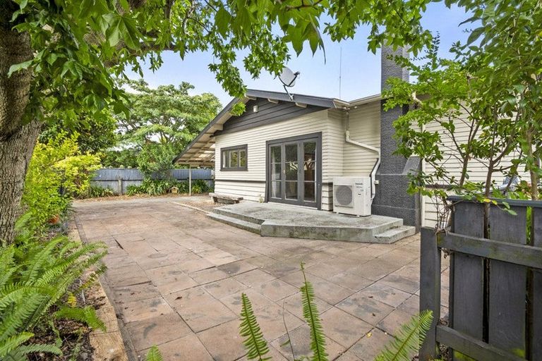 Photo of property in 156 Ferguson Street, West End, Palmerston North, 4412