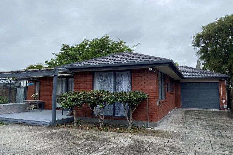 Photo of property in 105a Peverel Street, Riccarton, Christchurch, 8041