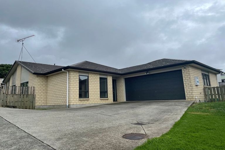 Photo of property in 24 Harrisville Road, Tuakau, 2121