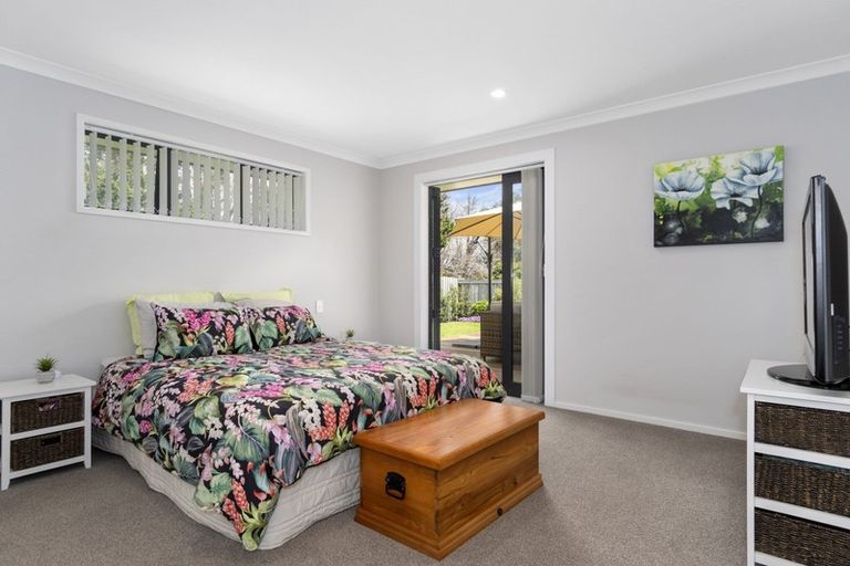 Photo of property in 24 Charlotte Drive, Omokoroa, 3114