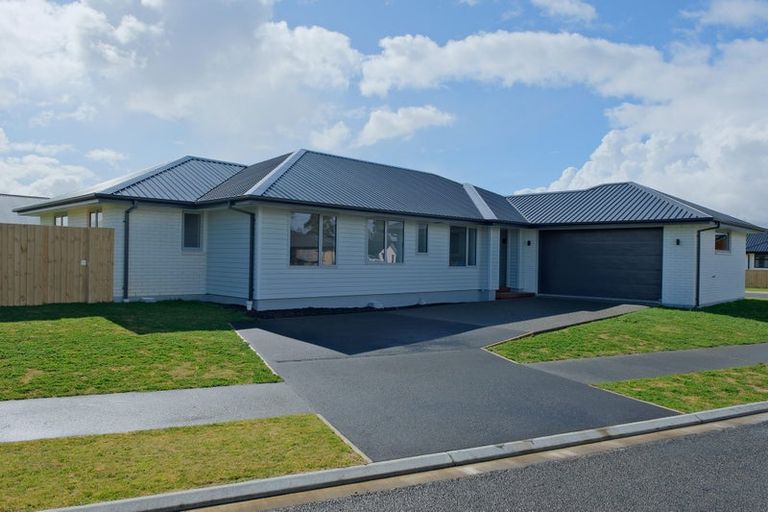 Photo of property in 49 Suffolk Drive, Kirwee, 7571