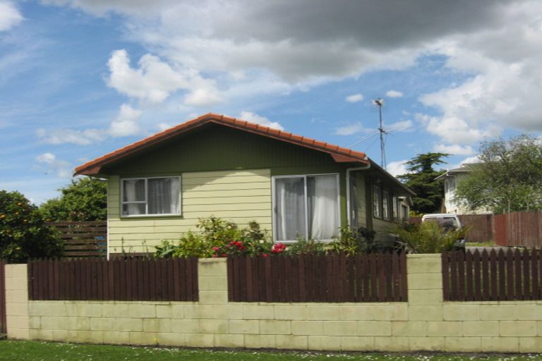 Photo of property in 13 Carter Place, Manurewa, Auckland, 2102