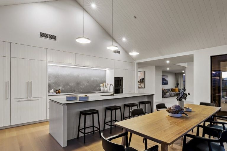 Photo of property in Kawarau Heights, 18 Kawarau Heights Boulevard, Lake Hayes, Queenstown, 9304