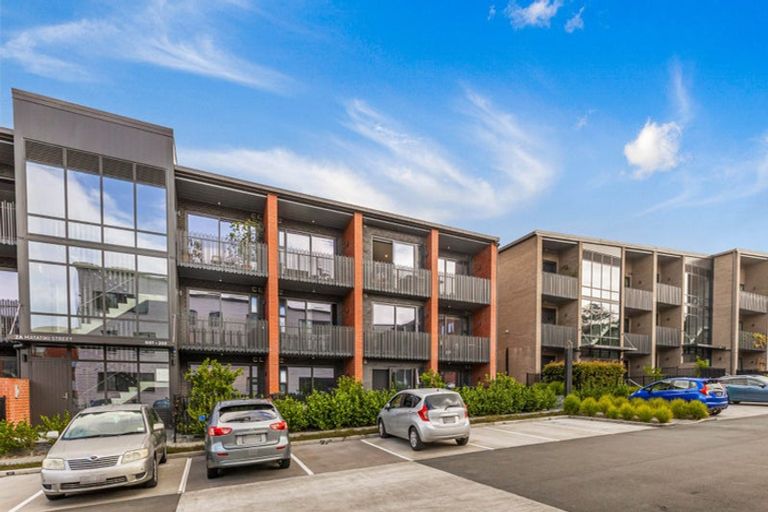 Photo of property in 204/2a Matatiki Street, Northcote, Auckland, 0627