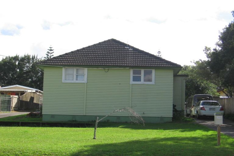 Photo of property in 18 Tahi Terrace, Glen Eden, Auckland, 0602
