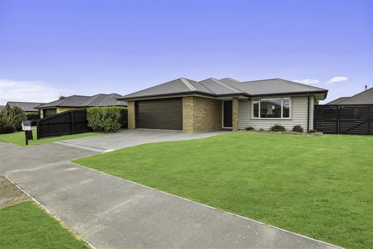 Photo of property in 14 Colebrook Drive, Rolleston, 7614