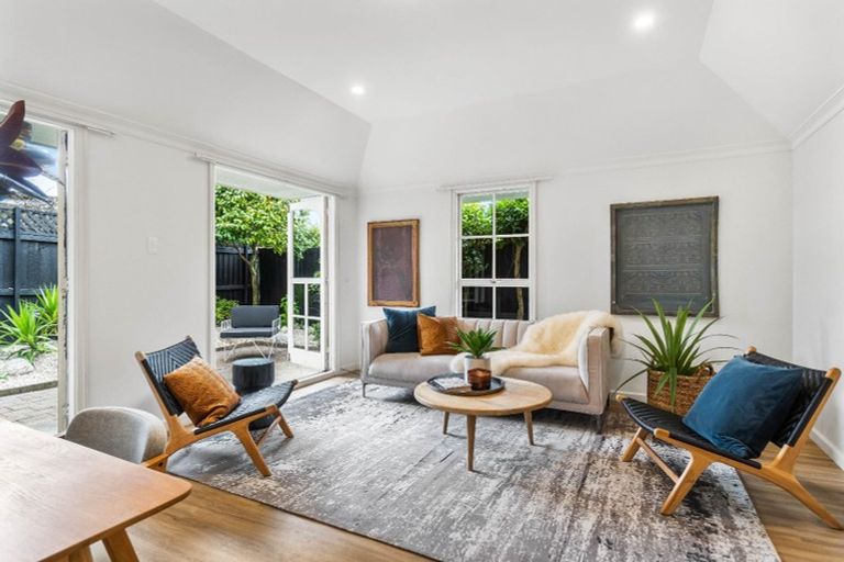 Photo of property in 125 Rugby Street, Merivale, Christchurch, 8014