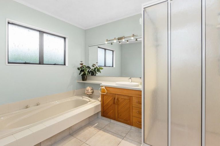 Photo of property in 18a Otatara Road, Taradale, Napier, 4112