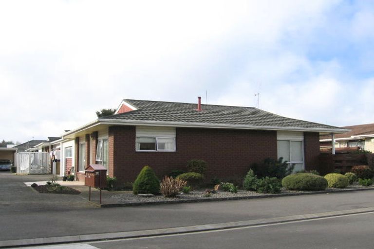 Photo of property in 18 Rainforth Street, Roslyn, Palmerston North, 4414