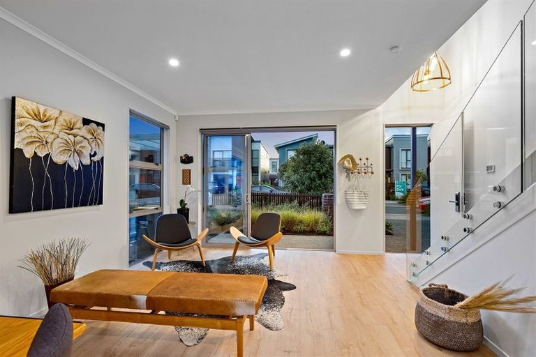 Photo of property in 19 Spotted Dove Road, Hobsonville, Auckland, 0616