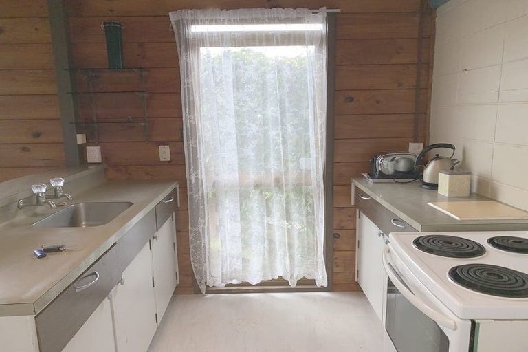 Photo of property in 95f2- Martin Street, Wallaceville, Upper Hutt, 5018