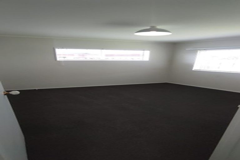Photo of property in 96d Lakeside Drive, Orewa, 0931