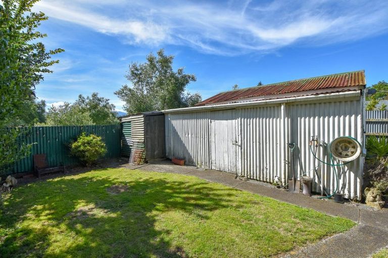 Photo of property in 259 High Street North, Carterton, 5713