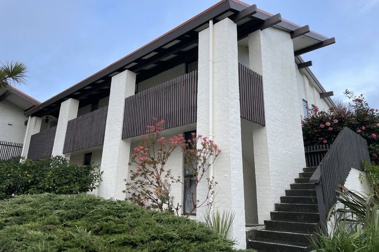 Photo of property in 141d Churton Drive, Churton Park, Wellington, 6037