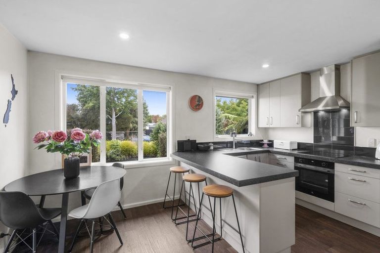 Photo of property in 18 Glencoe Street, Burnside, Christchurch, 8053