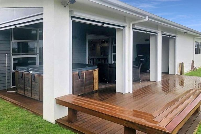 Photo of property in 9 Taranui Way, Paraparaumu Beach, Paraparaumu, 5032