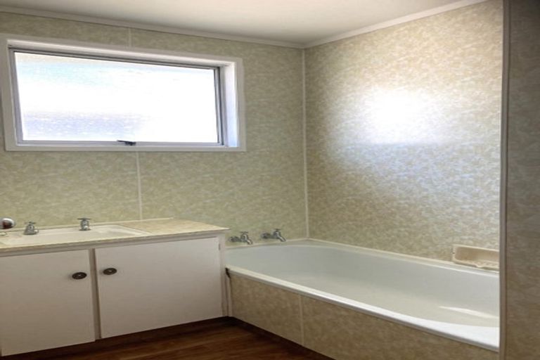 Photo of property in 79a Blake Street, Waitara, 4320