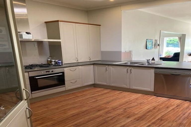 Photo of property in 73 Brookby Road, Brookby, Manurewa, 2576