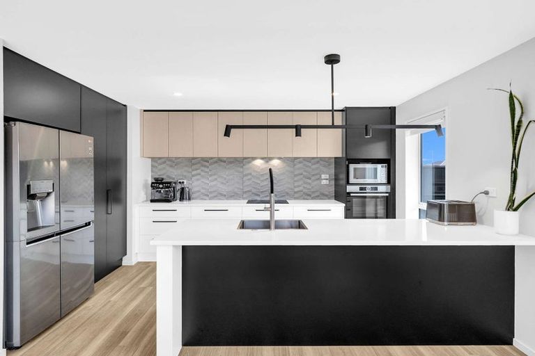 Photo of property in 5 Avanda Avenue, Rolleston, 7615