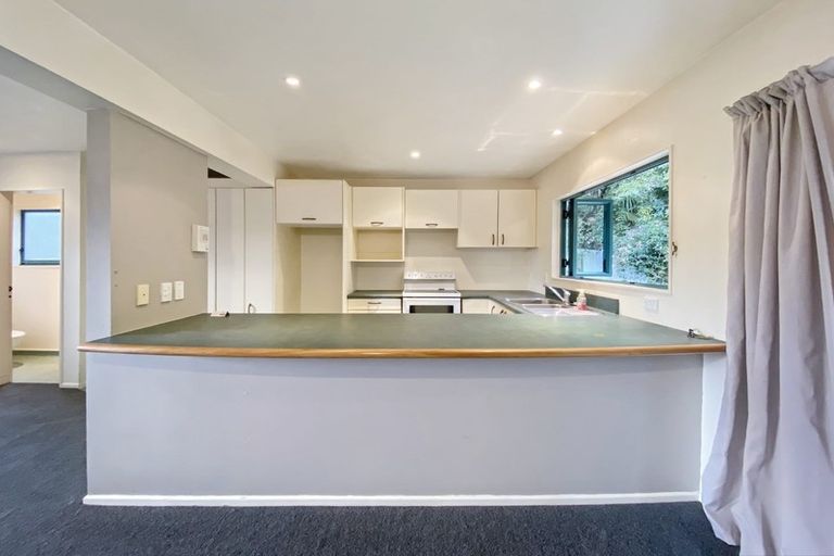 Photo of property in 7 Oak Grove, Mount Cook, Wellington, 6011