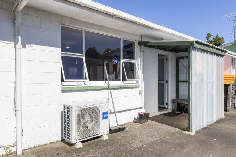 Photo of property in 30 Standish Street, Inglewood, 4330