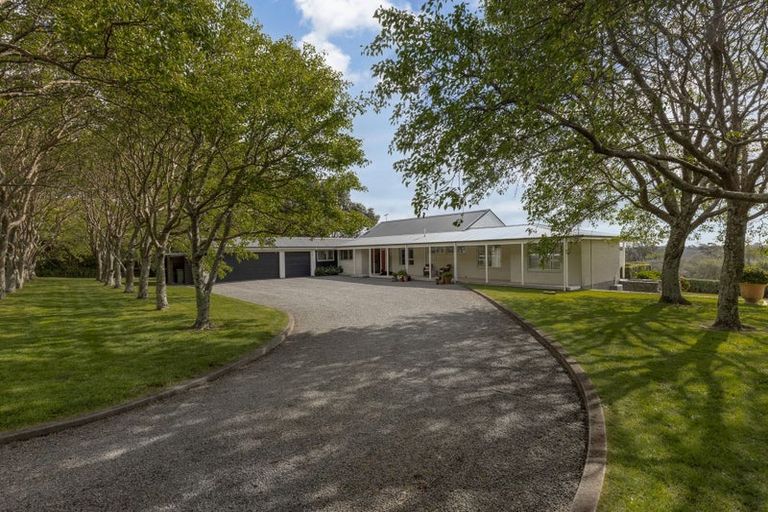 Photo of property in 86 Emerald Glen Road, Paekakariki, 5032