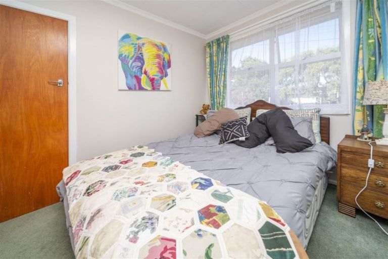 Photo of property in 17 Mclean Street, Hawera, 4610