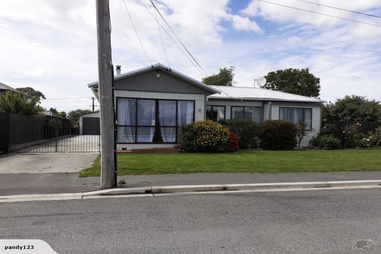 Photo of property in 12 Okeover Street, Woolston, Christchurch, 8062
