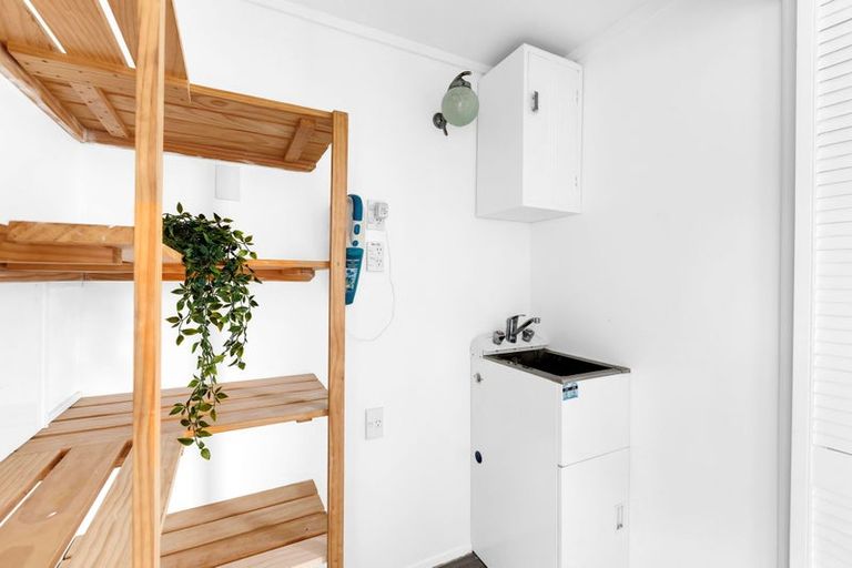 Photo of property in 12 Slim Street, Bader, Hamilton, 3206