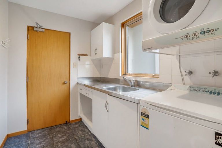 Photo of property in 86 Albert Street, Winton, 9720