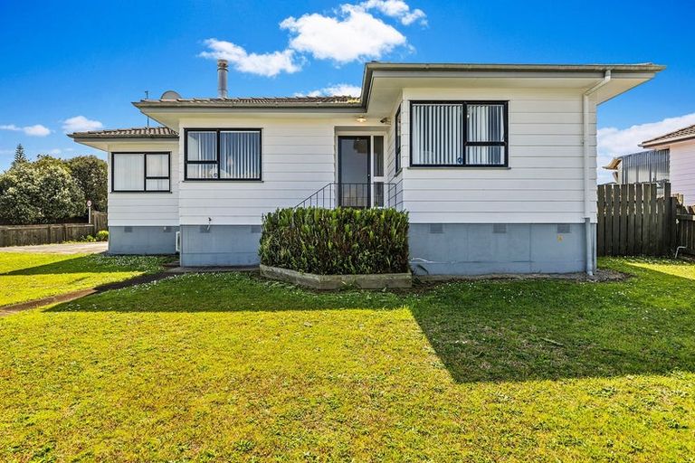 Photo of property in 213 Mahia Road, Wattle Downs, Auckland, 2103