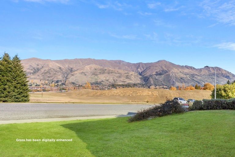 Photo of property in 95 Plantation Road, Wanaka, 9305