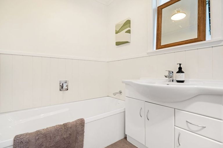 Photo of property in 164 Seddon Street, Pukekohe, 2120