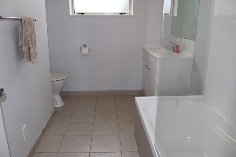 Photo of property in 23a Margarita Rise, Pukekohe, 2120