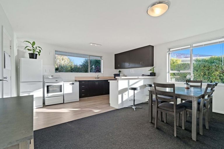 Photo of property in 1/6 Croziers Road, St Albans, Christchurch, 8052